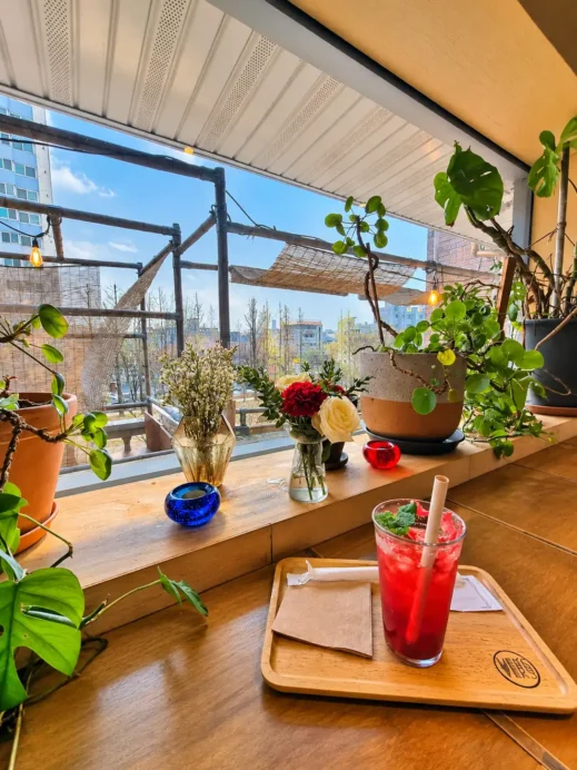 VERS, Seoul, Cafe Window Still Life