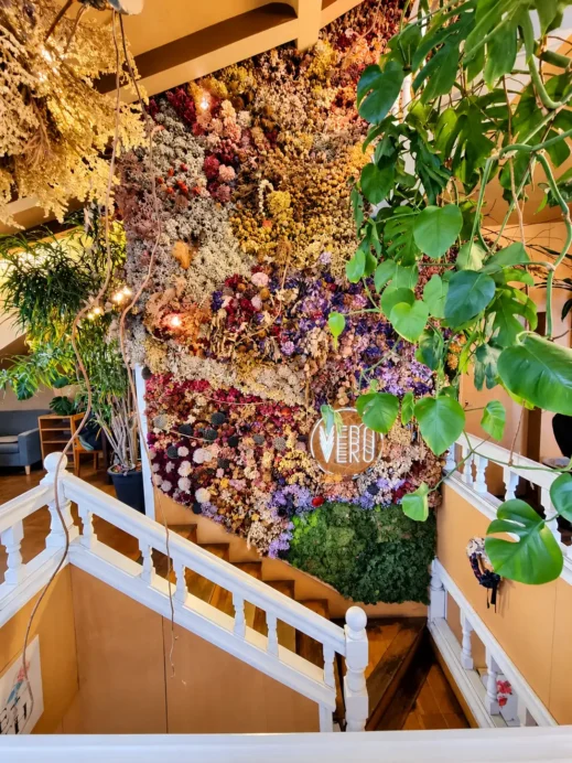 VERS, Seoul, Staircase Cafe Floral Wall
