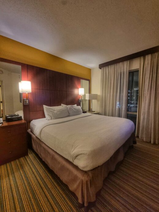 Bed in suite Little Rock suite