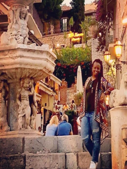 Duffelbagspouse in Taormina