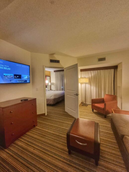 Livingroom in Little Rock suite