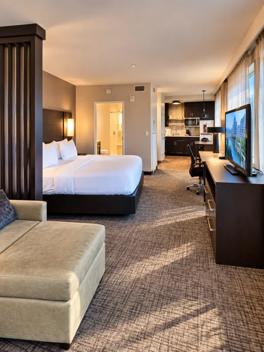 Residence Inn Grand Rapids, seating, bed, desk