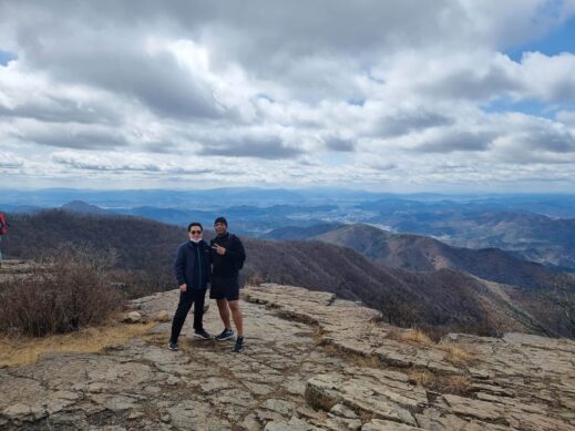 hiking-with-Steven-Robyn-and-Mr-Kim