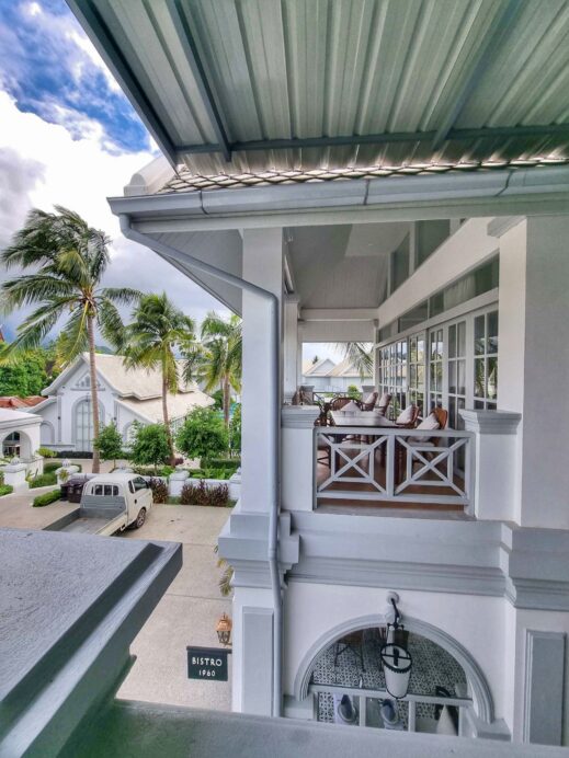 MyBanLao exterior