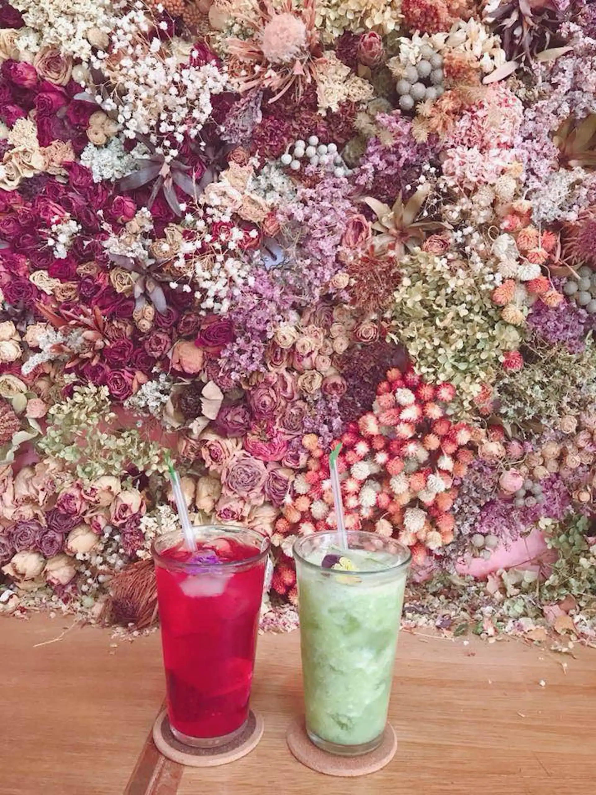 drinks at VERS cafe Seoul