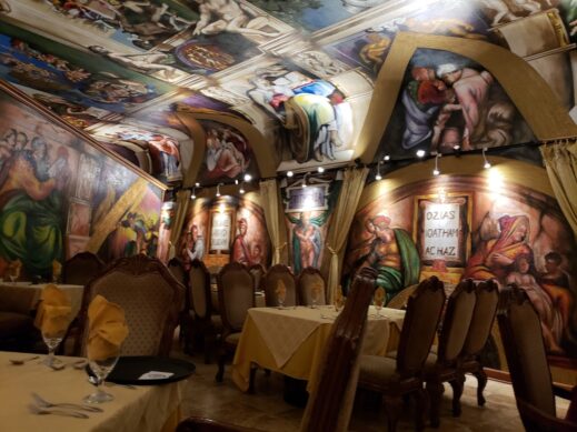 Cappella Magna ceiling and tables