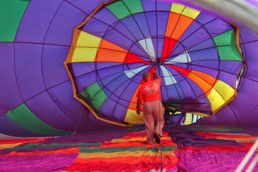 Inside-hot-air-balloon