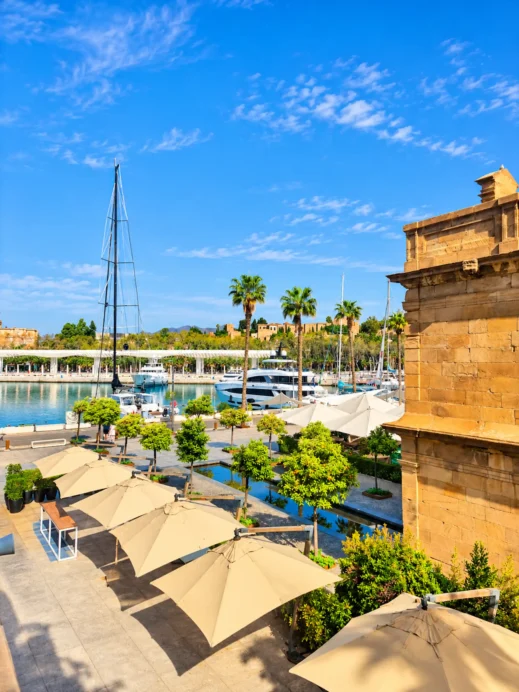 Malaga, Marina, yachts