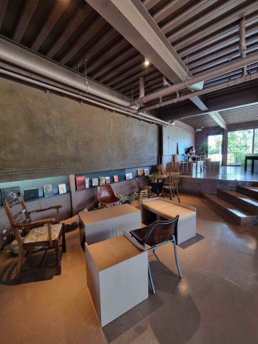Cafe-Tims-seating-area