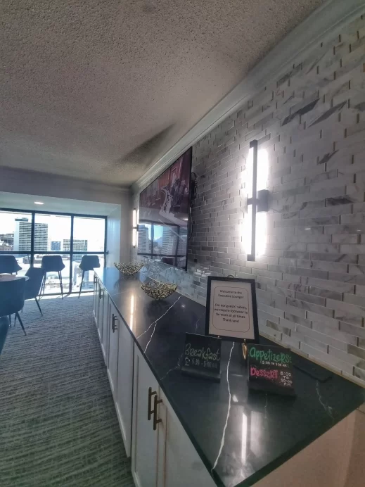 Mclub exec lounge