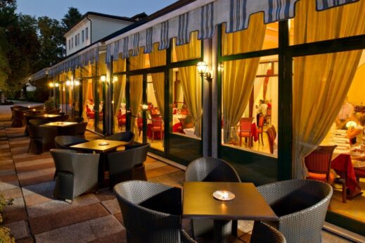 outdoors at Villa Pace Park Hotel Bolognese