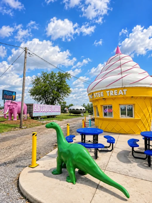 Pink Elephant, Retro Roadside Twistee Ice Cream