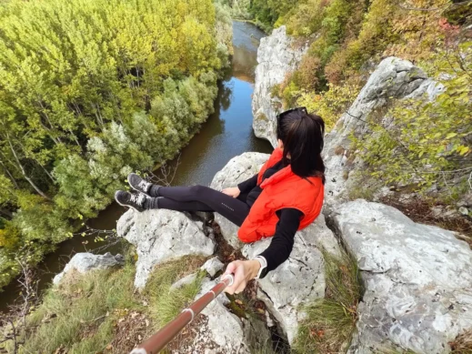 risky selfie selfie stick