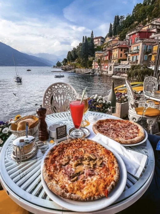 Coastal Pizza in Italy