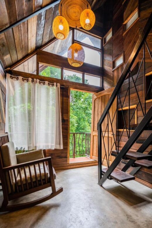 Trip to Mae Kampong-Chaiyapol Homestay interior