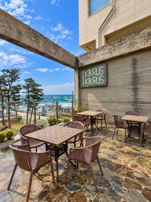 Gangneung, Kirkus Cafe, Anmok Beach