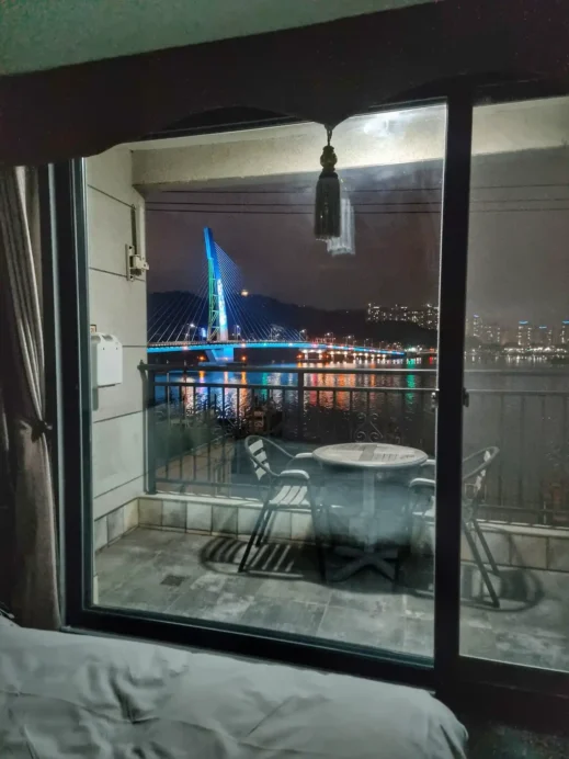Things to do in Yeosu Onda D'oro Hostel balconny