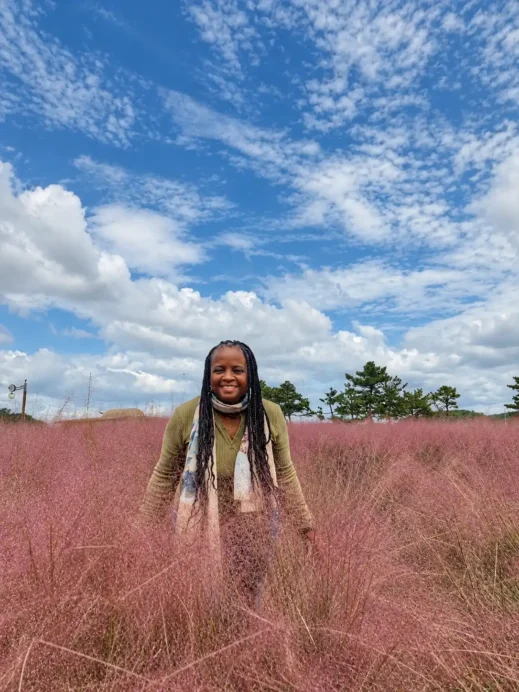 Stacey, Uljin, Pink Muhly Grass