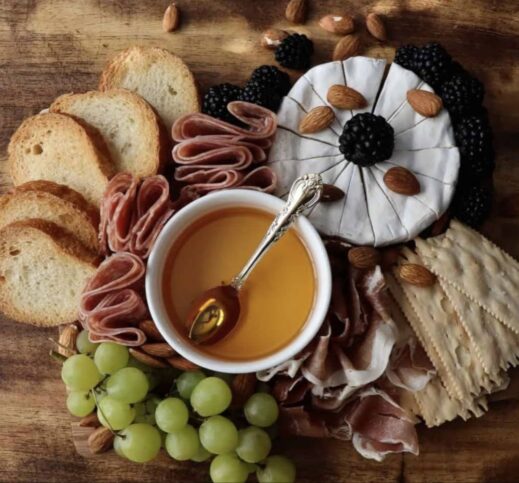 cheese+and+crackers+flat+lay117529573900407795.