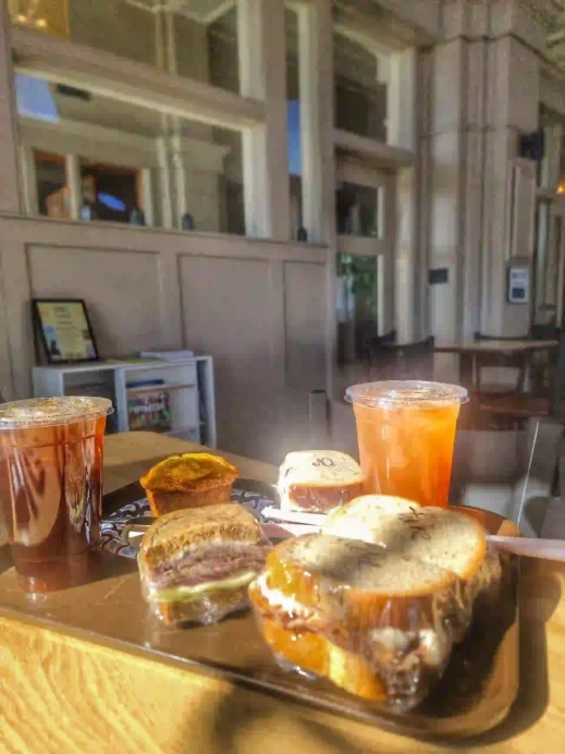 best attractions in Muscatine Big Cat's Cafe