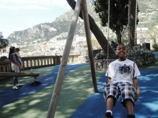 Kamren, swing, France French Riviera