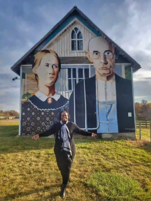 Stacey at American Gothic Barn, Midwest worth visiting,