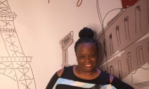 Stacey, fashion Travel Blogger