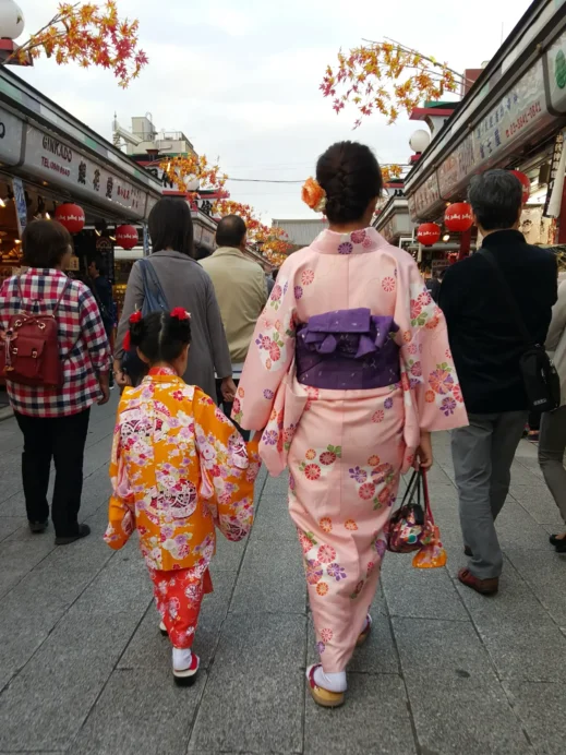 Tokyo women in traditional dress