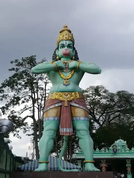 How to Spend a Long Layover at Batu Caves, Lord Murugan