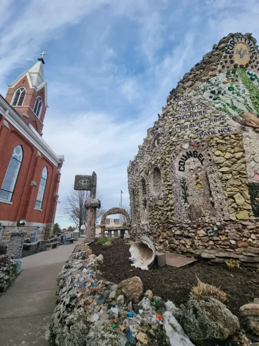Dickeyville, church, fortitude