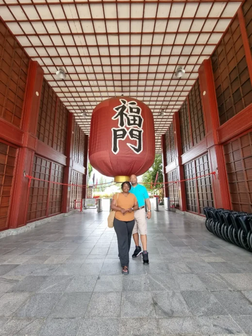 Hinoki Land, entrance, Japanese lantern