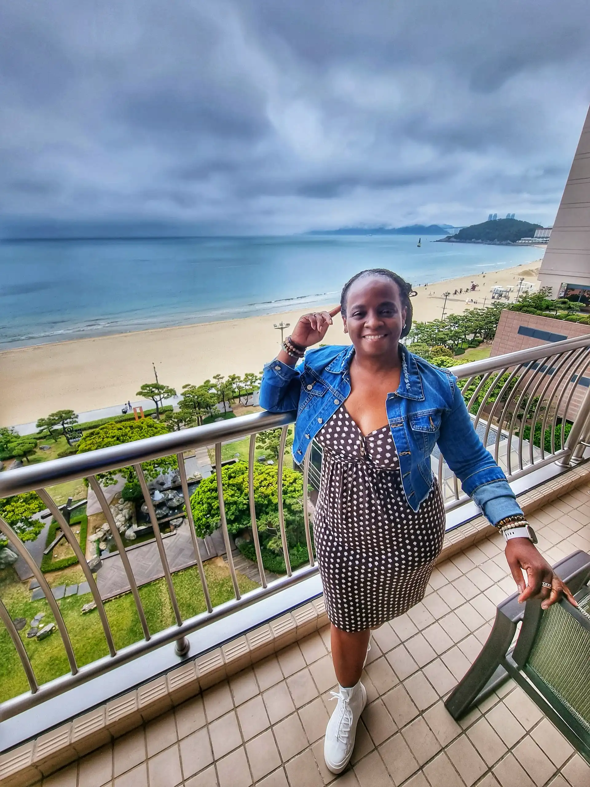 Military spouse on Paradise Hotel Haeundae Beach