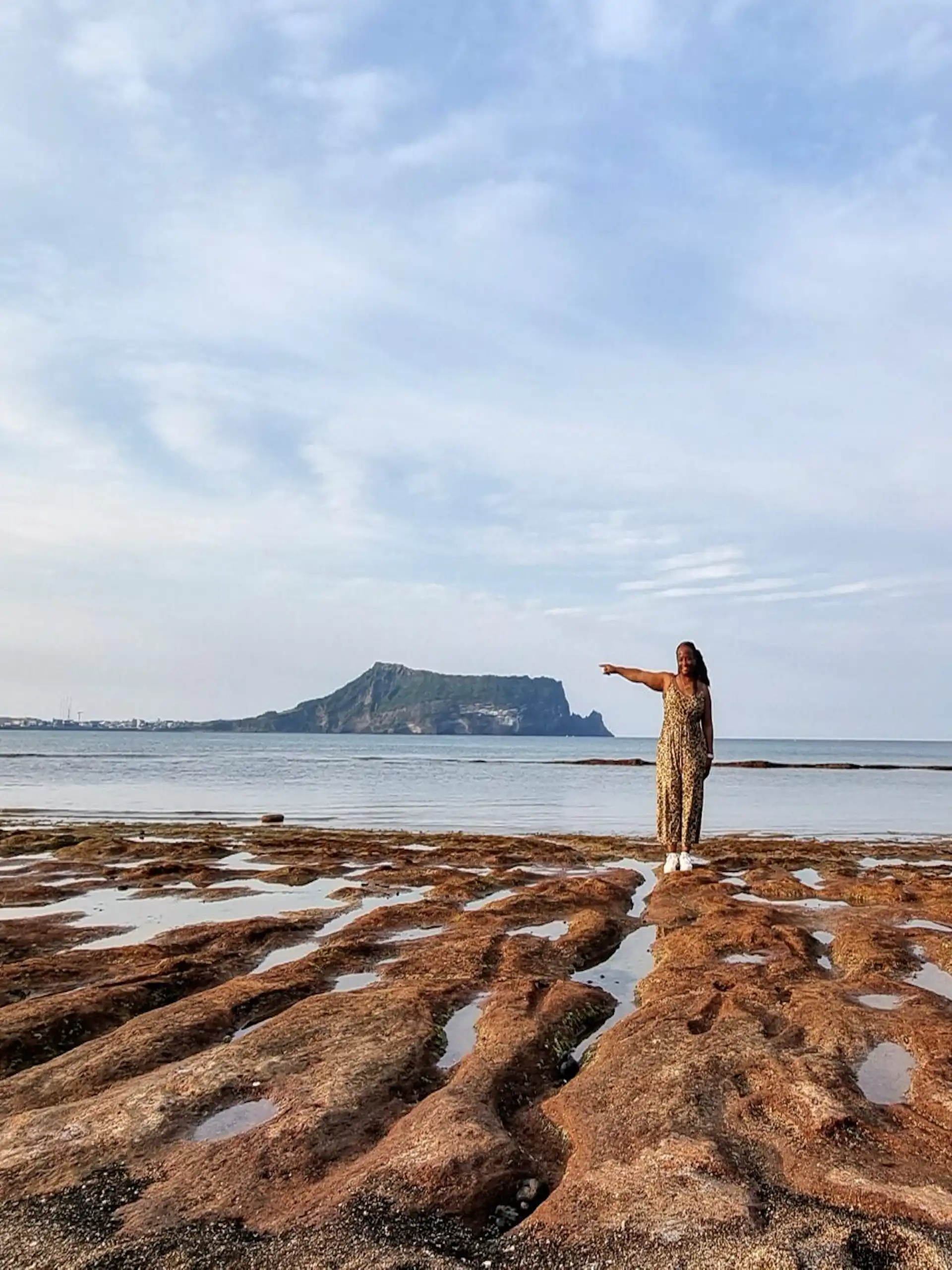 Stacey-on-Sinyang-Beach-Jeju-Island-South-Korea-scaled