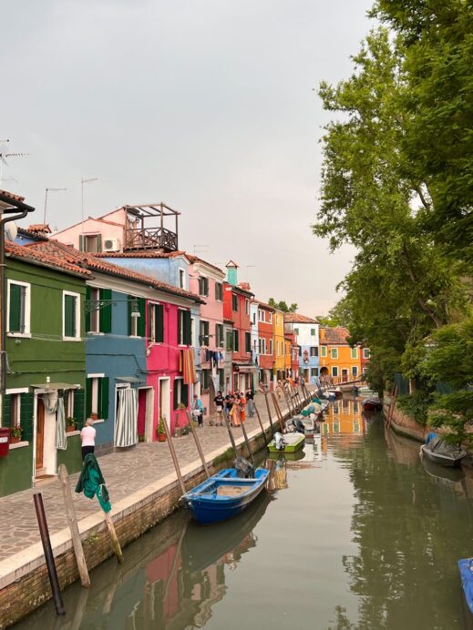car-free islands Burano Italy