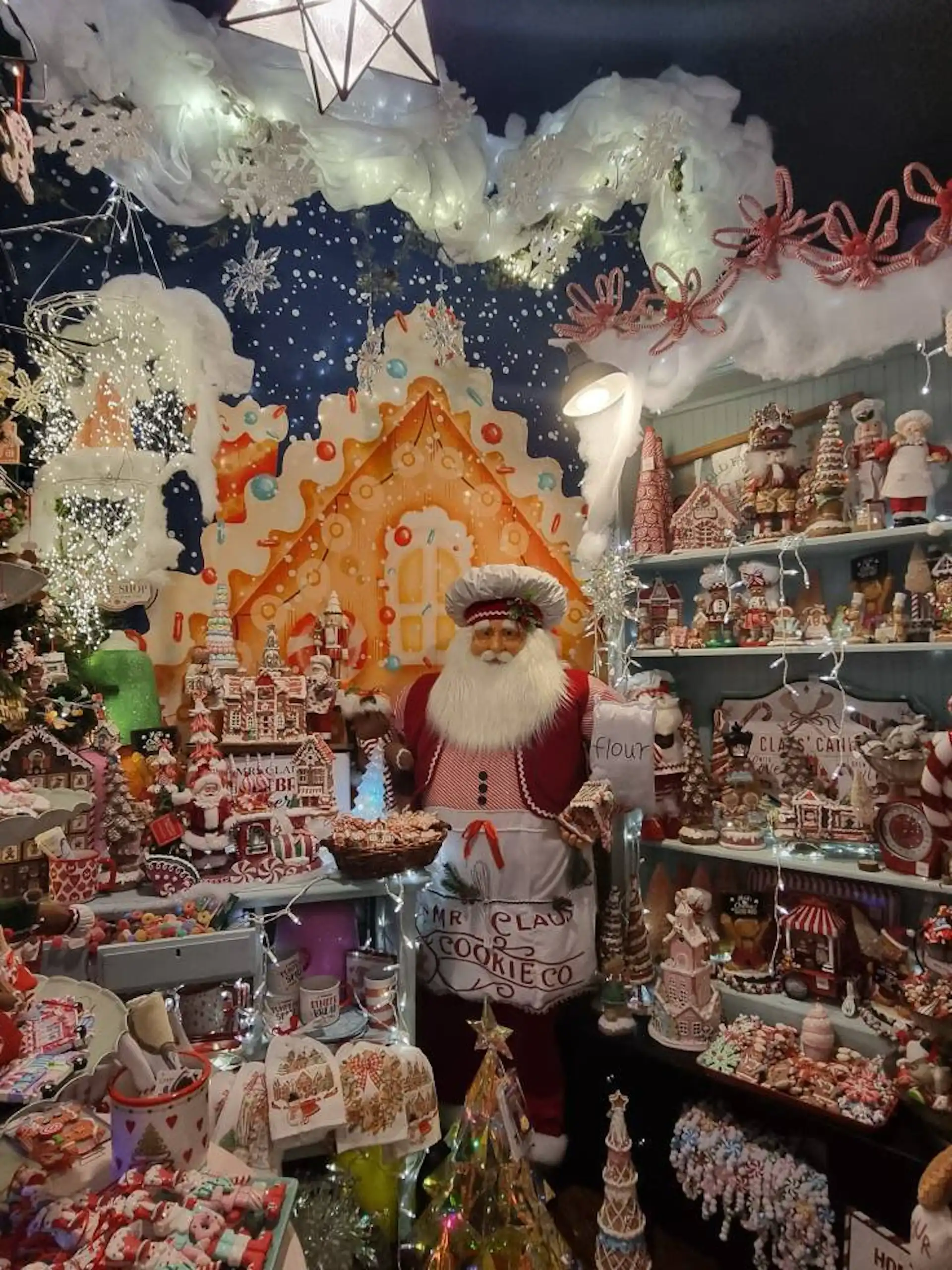 General Store Amana Colonies, Christmas, Santa Klaus