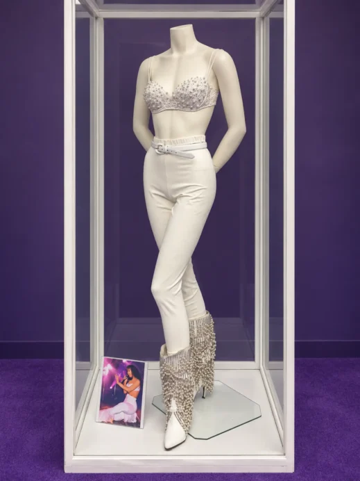 Selena’s White Costume Display