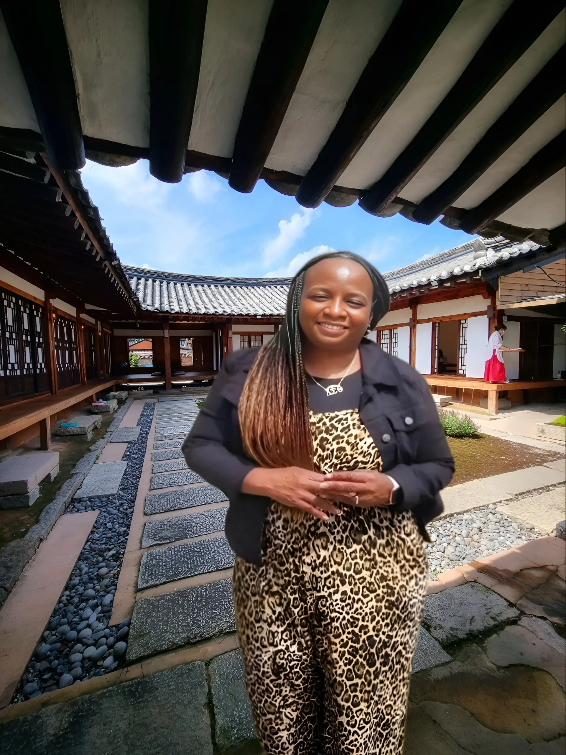 Stacey expats giving back