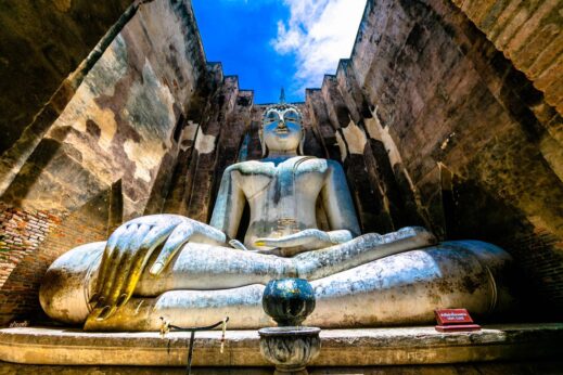 Phra Achana Wat Sri Chum