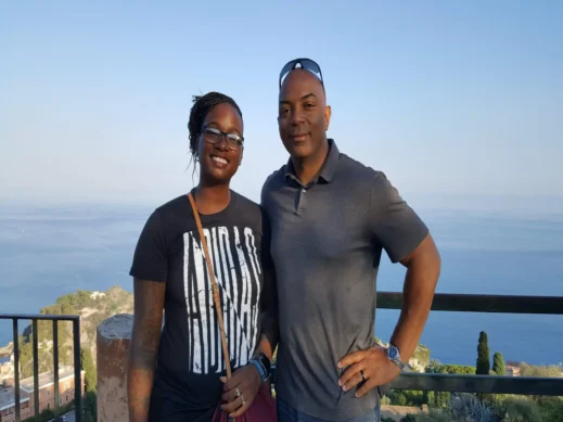 Steven, Ashley Taormina, sea view