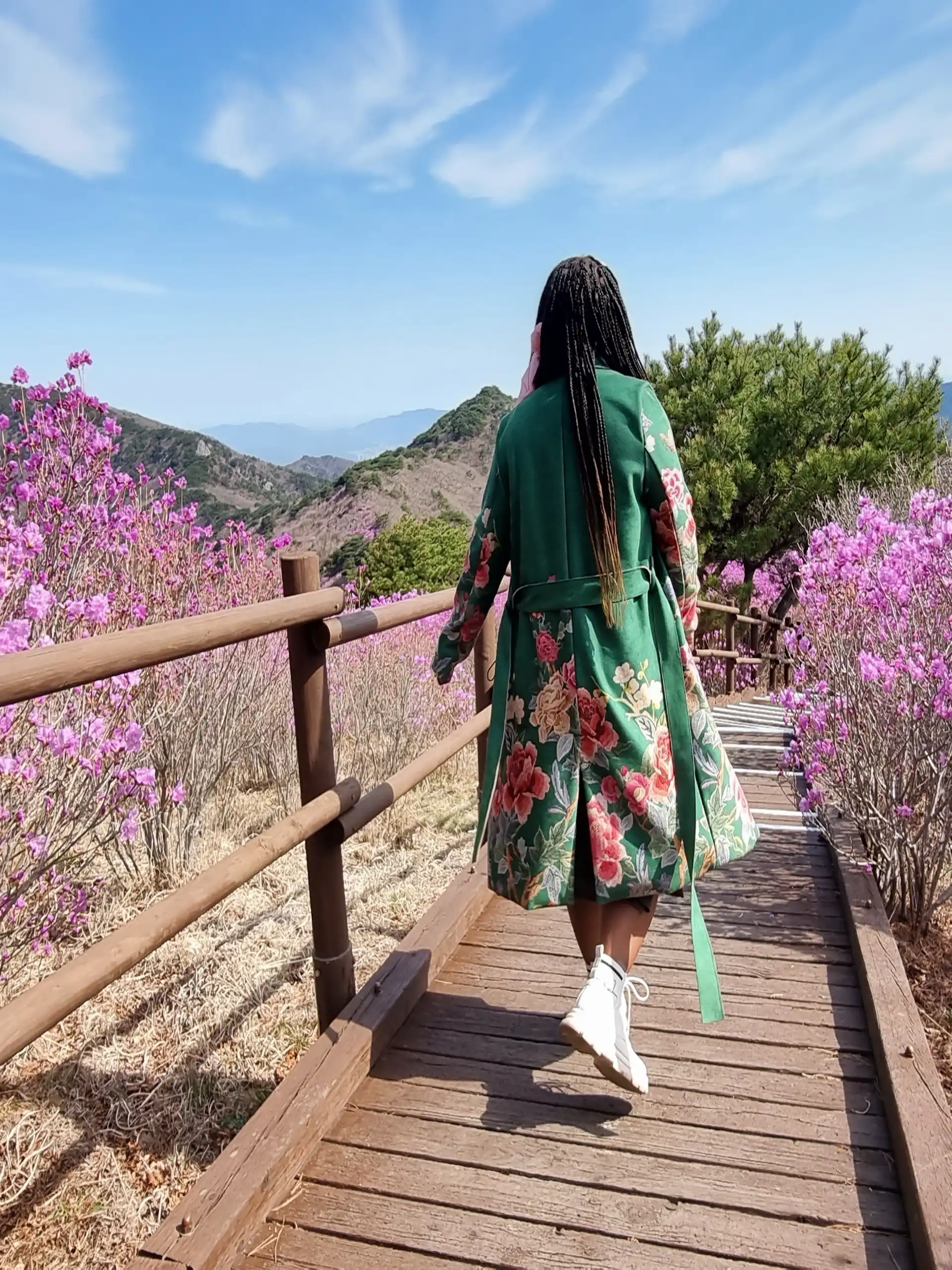 Stacey green flower jacket