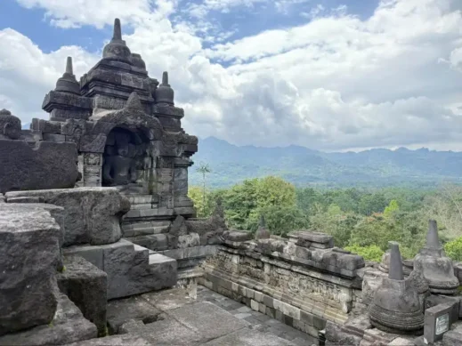 Borobudur Temple Jogyakarta view
