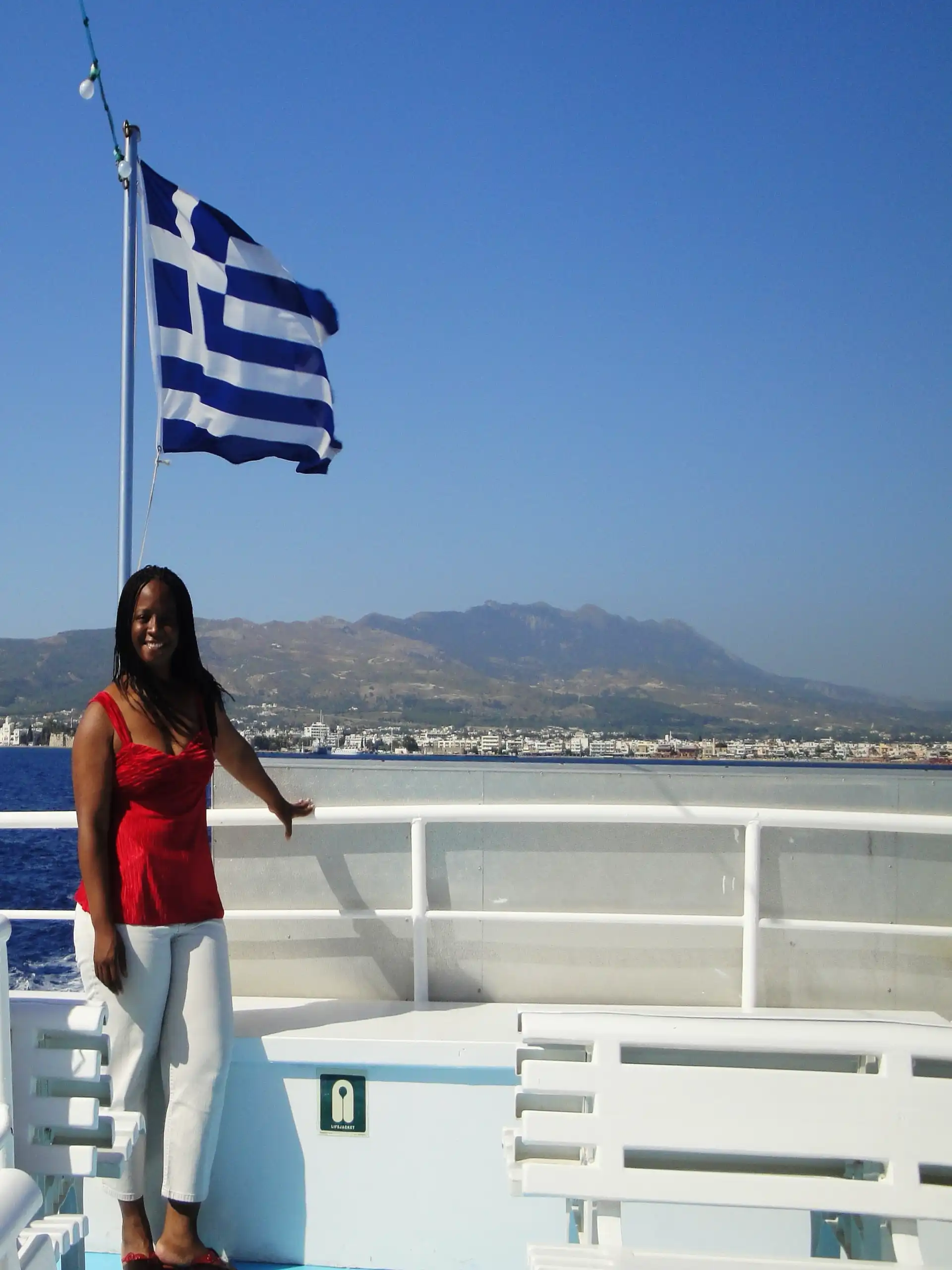 Stacey boat Greek Flag to Bodrum