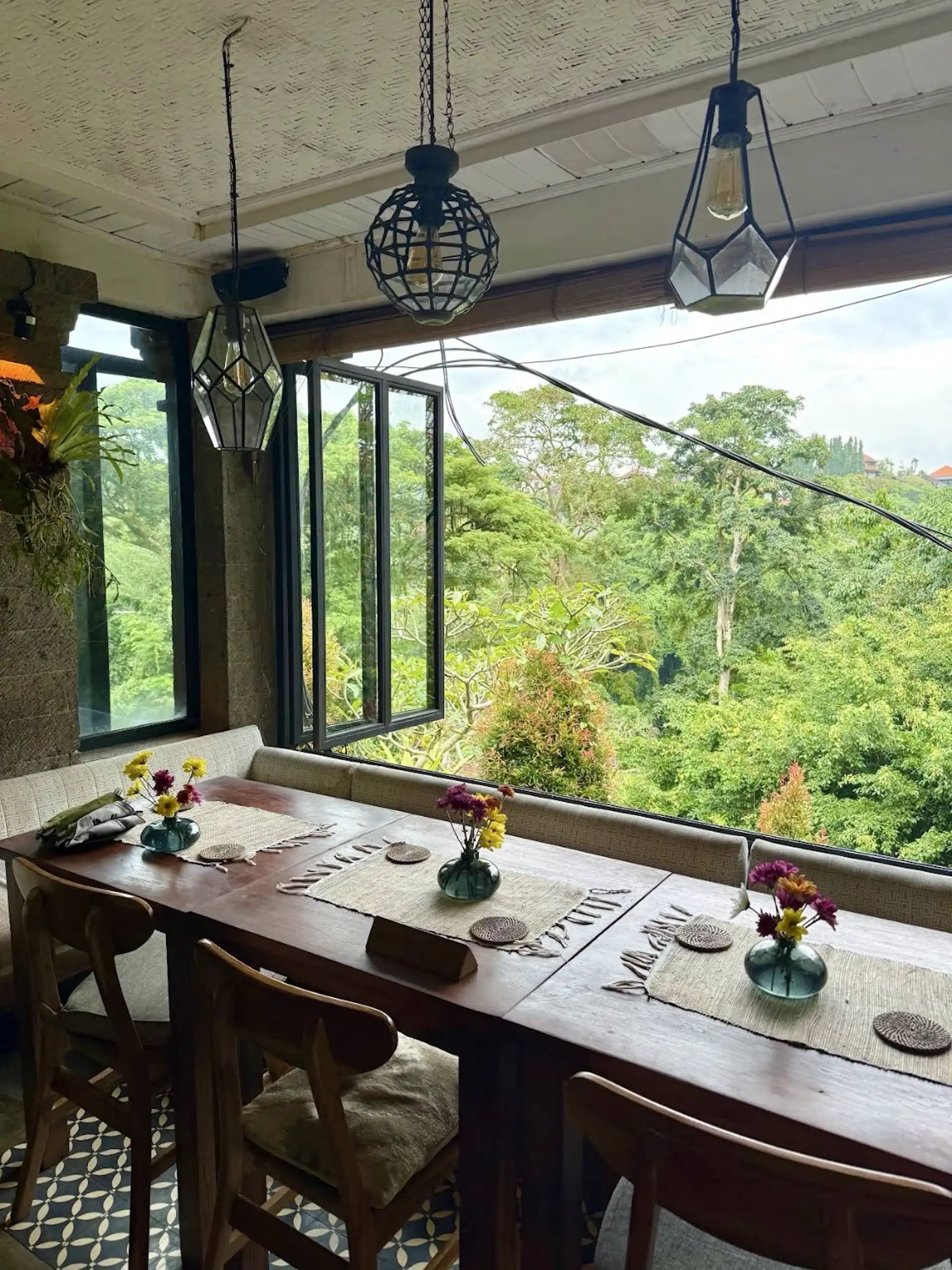 Ubud Indonesia cafe with a view