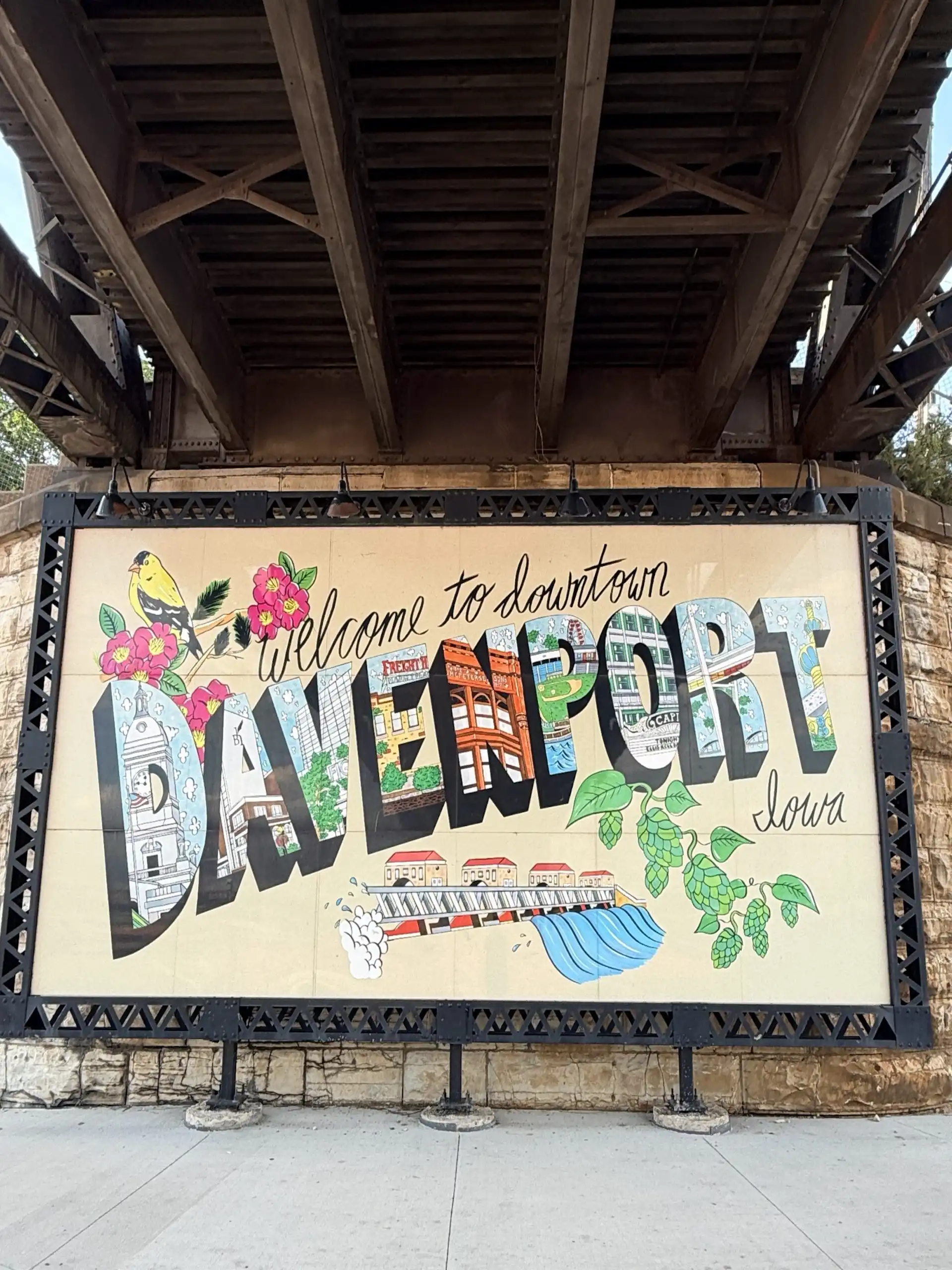 Welcome to Downtown Davenport Iowa