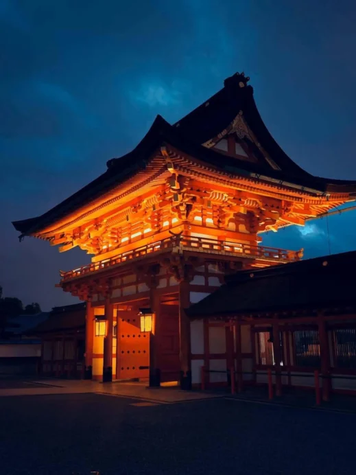 1Fushimi Inari night
