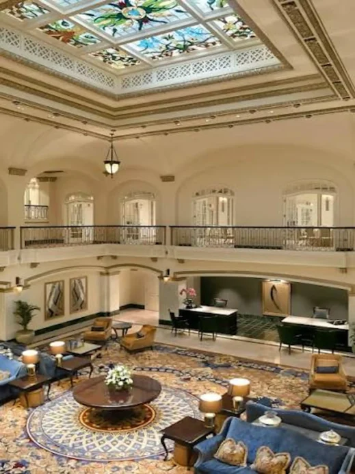 Blackhawk Hotel lobby