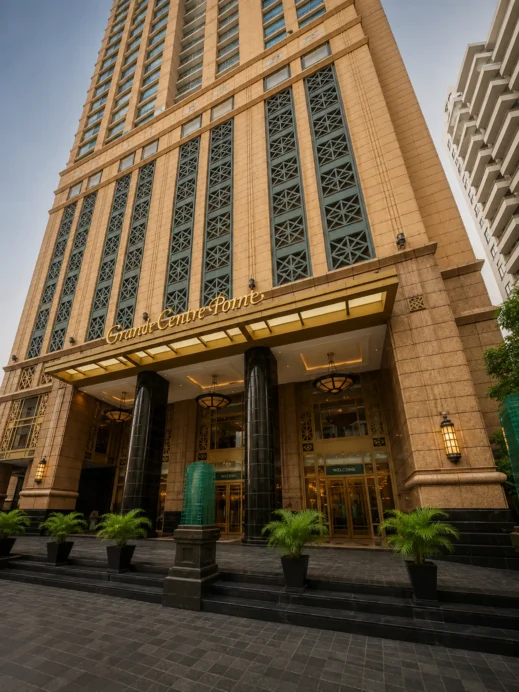Grande Centre Point Hotel Ratchadamri facade