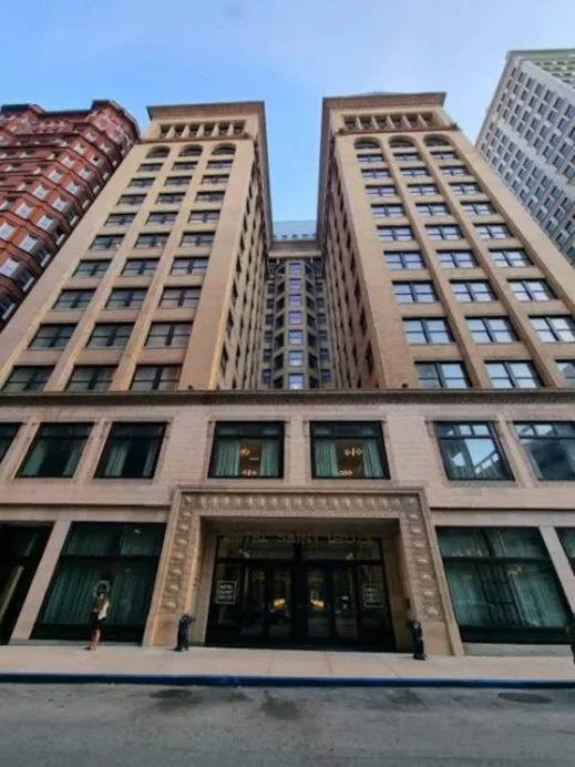 Hotel St Louis twin towers
