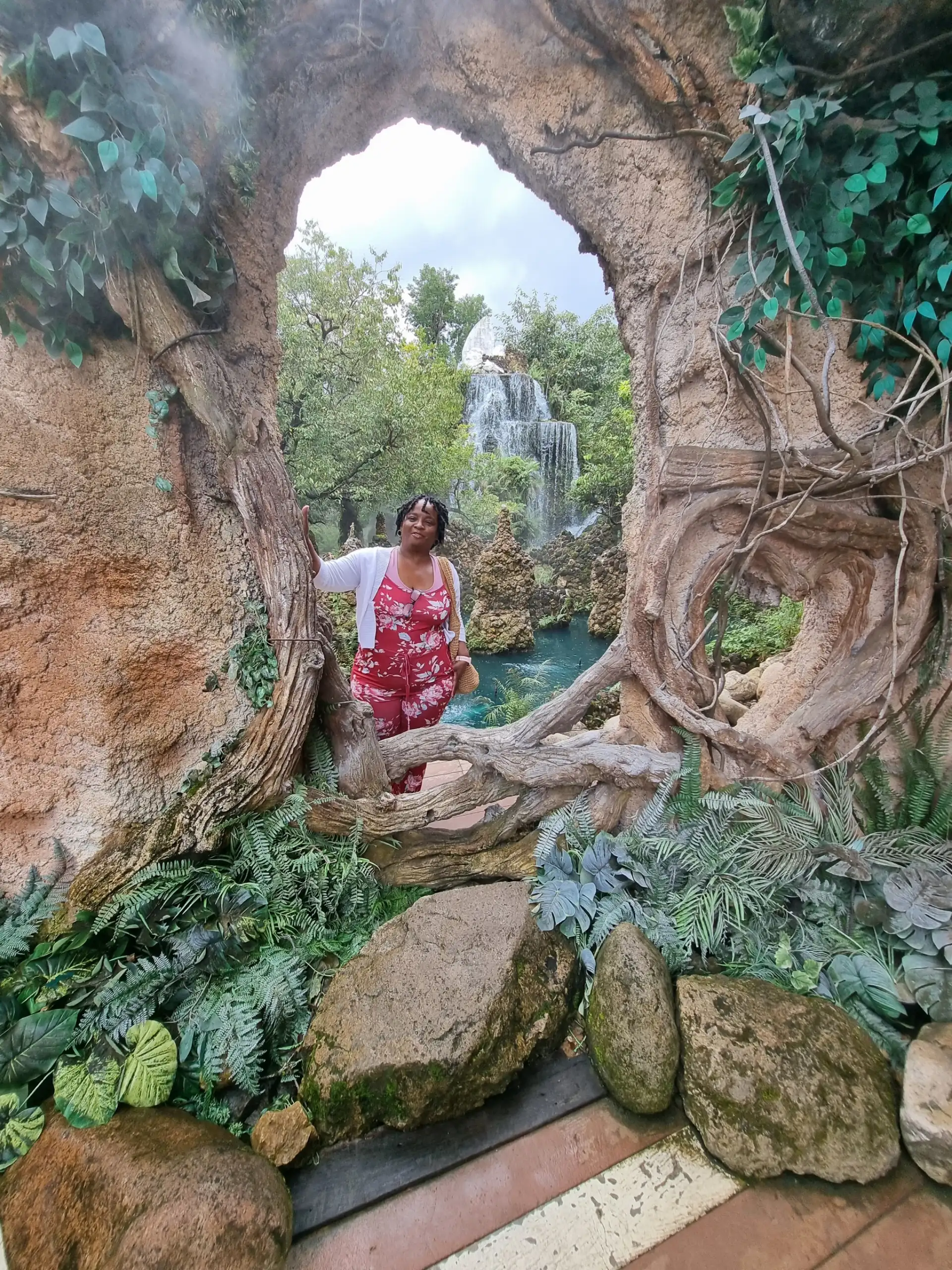 Dantewada Land of Angels, Stacey, Thailand