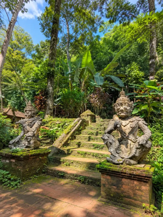 Wat Pha Lat, green steps